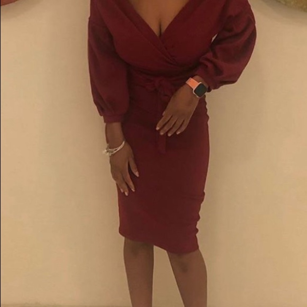 Dress - Picture 2 of 2